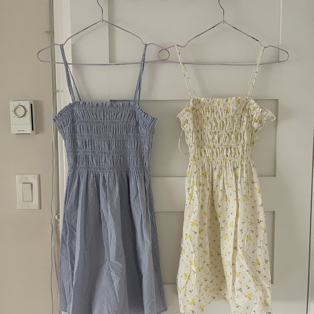 Bundle of Two Smocked Bodice Cotton Dresses H&M - Picture 8 of 14